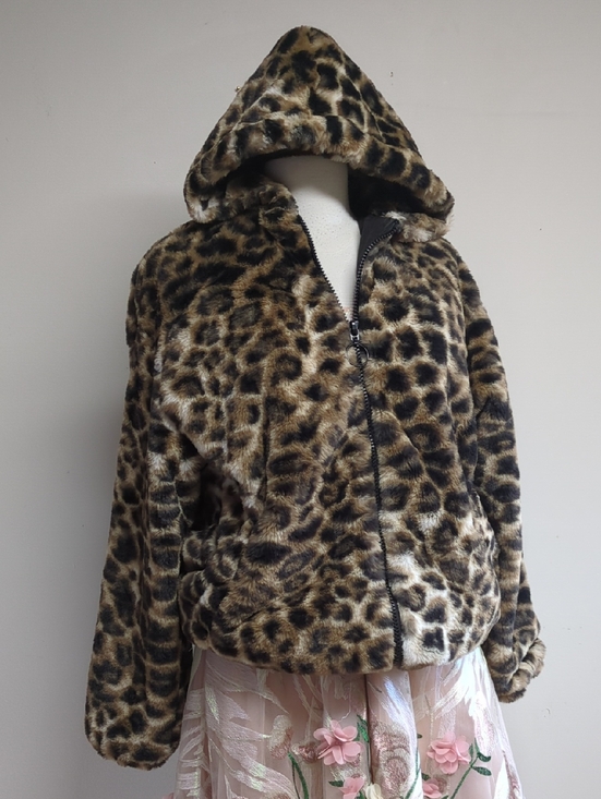 Divided Jackets & Blazers - H&M Leopard Print Faux Fur Hooded Jacket - Oversized Size Small